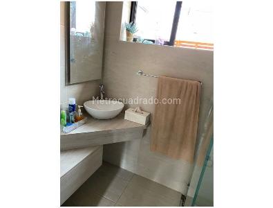 Casa de 3 alcobas en venta en Niza Cordoba, Bogotá, 176 m² · foto 15 de 20
