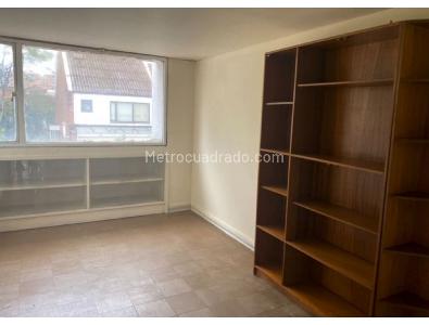 Casa de 5 alcobas en venta en Niza, Bogotá, 182 m² · foto 12 de 20