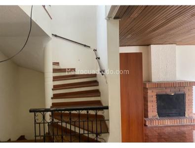 Casa de 5 alcobas en venta en Niza, Bogotá, 182 m² · foto 9 de 20