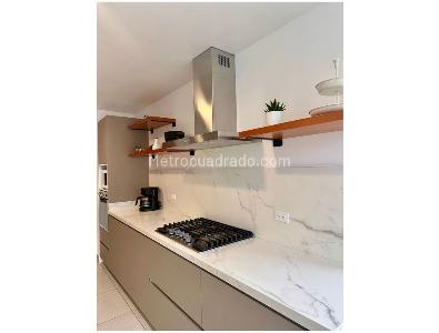 Apartamento de 4 alcobas en venta en Santa Barbara Oriental, Bogotá, 252 m² · foto 18 de 20