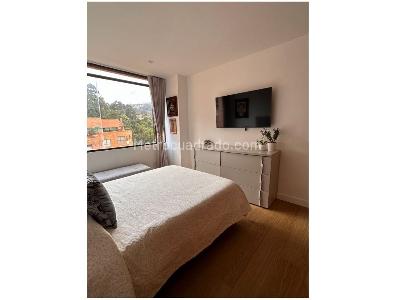 Apartamento de 4 alcobas en venta en Santa Barbara Oriental, Bogotá, 252 m² · foto 8 de 20