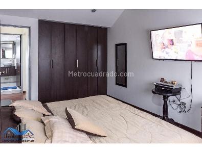 Casa de 5 alcobas en venta en Pasadena, Bogotá, 300 m² · foto 10 de 11
