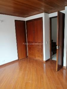 Casa de 2 alcobas en venta en Chico Navarra, Bogotá, 113 m² · foto 7 de 19