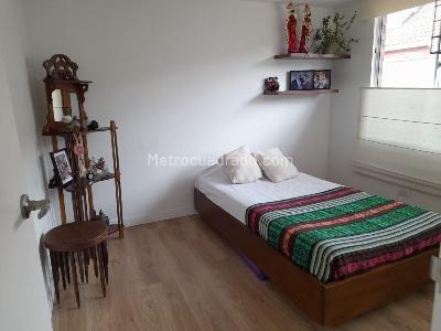 Casa de 5 alcobas en venta en San Jose De Bavaria, Bogotá, 445 m² · foto 12 de 15