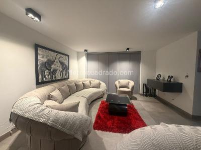 Casa de 5 alcobas en venta en Los Colores, Medellín, 630 m² · foto 2 de 20