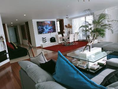 Apartamento en venta en La Carolina, Bogotá · foto 2 de 20