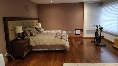 Apartamento de 3 alcobas en venta en Usaquen, Bogotá, 294 m² · foto 16 de 19