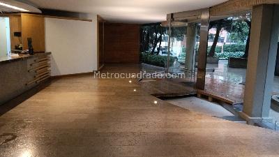 Apartamento de 3 alcobas en venta en Usaquen, Bogotá, 294 m² · foto 18 de 19