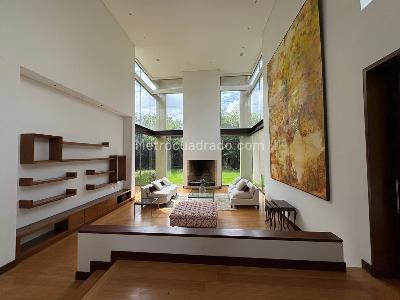 Casa de 3 alcobas en venta en Hacienda San Simon, Bogotá, 650 m² · foto 3 de 19