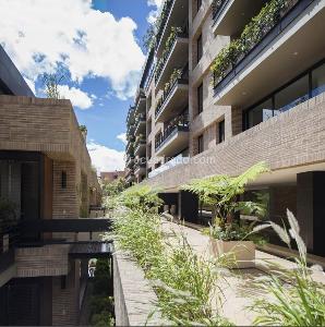 Casa de 3 alcobas en venta en Santa Barbara Alta, Bogotá, 416 m² · foto 3 de 20