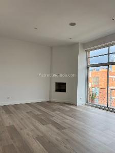 Apartamento de 2 alcobas en venta en Chico Norte, Bogotá, 135 m² · foto 3 de 19