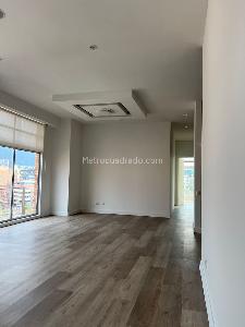 Apartamento de 2 alcobas en venta en Chico Norte, Bogotá, 135 m² · foto 4 de 19