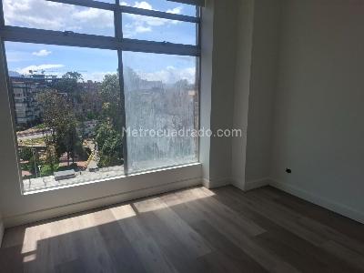 Apartamento de 2 alcobas en venta en Chico Norte, Bogotá, 135 m² · foto 15 de 19