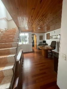 Casa de 3 alcobas en venta en Santa Ana Occidental, Bogotá, 261 m² · foto 10 de 20