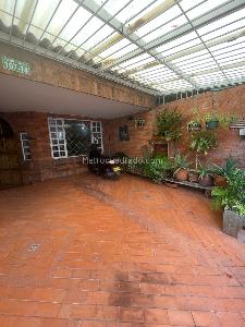 Casa de 3 alcobas en venta en Santa Ana Occidental, Bogotá, 261 m² · foto 20 de 20