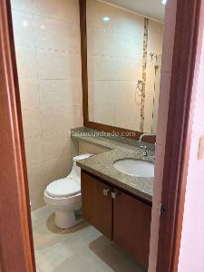 Apartamento de 2 alcobas en venta en Santa Barbara, Bogotá, 100 m² · foto 6 de 10