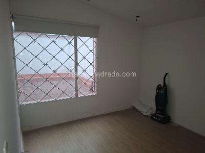Casa de 5 alcobas en venta en Nuevo Contry, Bogotá, 293 m² · foto 13 de 16