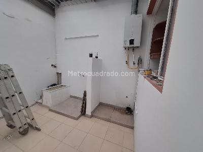Casa de 5 alcobas en venta en Nuevo Contry, Bogotá, 293 m² · foto 9 de 16