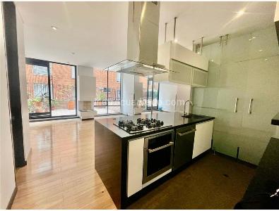 Apartaestudio en venta en Santa Barbara, Bogotá, 63 m² · foto 4 de 15