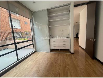Apartaestudio en venta en Santa Barbara, Bogotá, 63 m² · foto 6 de 15