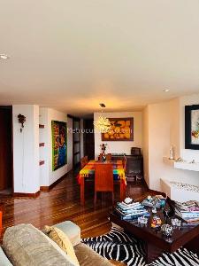Apartamento de 2 alcobas en venta en El Castillo, Bogotá, 103 m² · foto 4 de 17