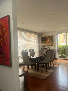 Casa de 4 alcobas en venta en Cerros De Suba, Bogotá, 338 m² · foto 12 de 18