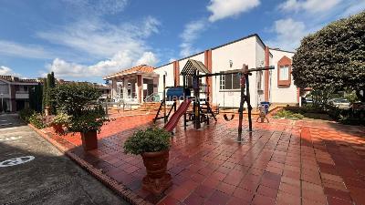 Apartamento de 3 alcobas en venta en Plaza Marsella, Floridablanca, 88 m² · foto 14 de 20