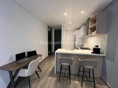 Apartamento de 2 alcobas en venta en Santa Barbara Occidental, Bogotá, 70 m² · foto 6 de 20