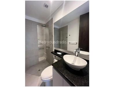 Apartamento de 2 alcobas en venta en Santa Barbara Occidental, Bogotá, 70 m² · foto 9 de 19