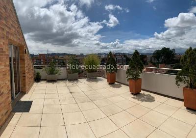 Apartamento de 3 alcobas en arriendo en Alcala, Bogotá, 230 m² · foto 3 de 14