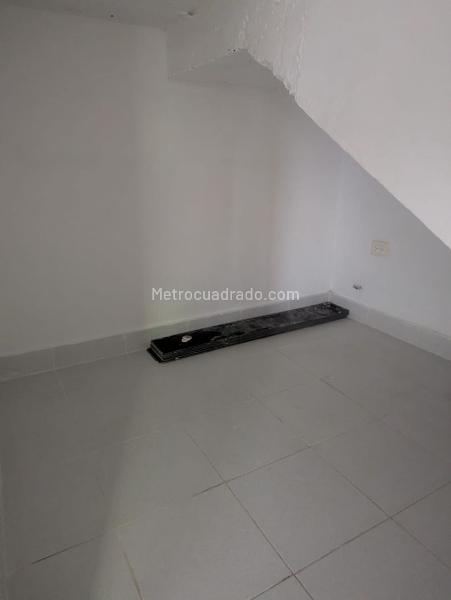 Local Comercial en Arriendo, LAURELES, Medellín - Vista 4