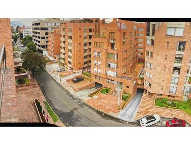 Apartamento en venta en La Carolina, Bogotá · foto 8 de 20