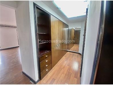 Apartamento de 3 alcobas en venta en San Patricio, Bogotá, 178 m² · foto 15 de 15