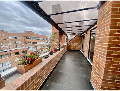 Apartamento de 3 alcobas en venta en San Patricio, Bogotá, 178 m² · foto 9 de 15