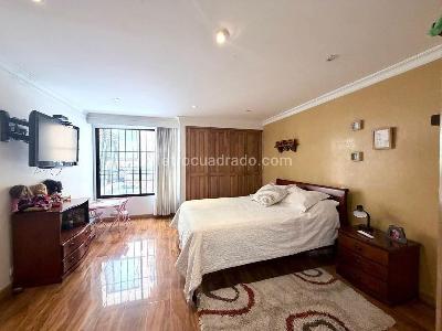 Apartamento en venta en San Patricio, Bogotá · foto 8 de 18
