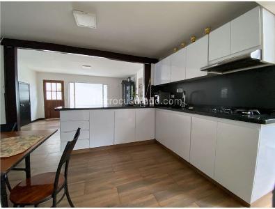 Casa en venta en Las Villas, Bogotá · foto 10 de 19