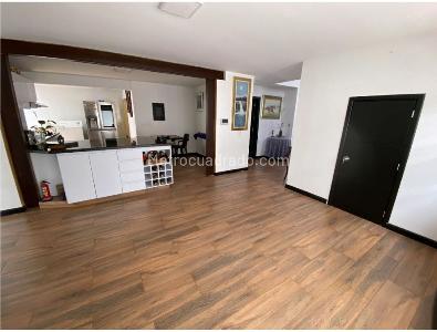 Casa en venta en Las Villas, Bogotá · foto 7 de 19