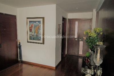 Apartamento de 3 alcobas en venta en Santa Barbara, Bogotá, 160 m² · foto 4 de 20