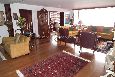 Apartamento de 3 alcobas en venta en Santa Barbara, Bogotá, 160 m² · foto 6 de 20