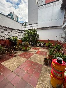 Casa de 5 alcobas en venta en Cabecera, Bucaramanga, 348 m² · foto 18 de 20