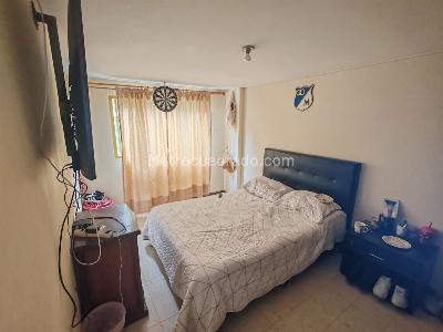 Casa de 5 alcobas en venta en La Europa, Bogotá, 385 m² · foto 12 de 15