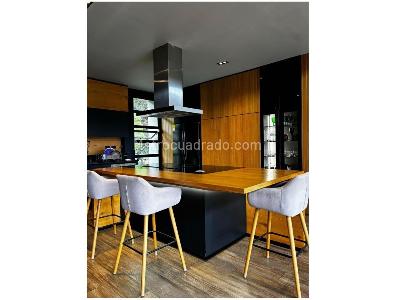 Casa de 3 alcobas en venta en Las Palmas, Envigado, 420 m² · foto 10 de 14