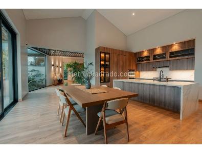 Casa de 4 alcobas en venta en Llanogrande Don Diego, Rionegro, 560 m² · foto 9 de 20