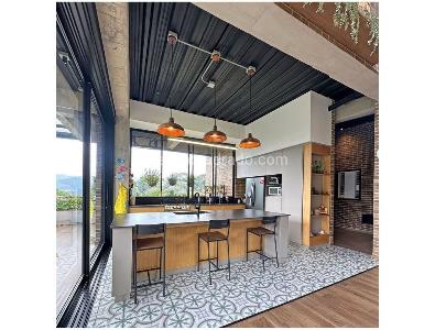 Casa de 5 alcobas en venta en Alto De Las Palmas, Envigado, 500 m² · foto 3 de 13