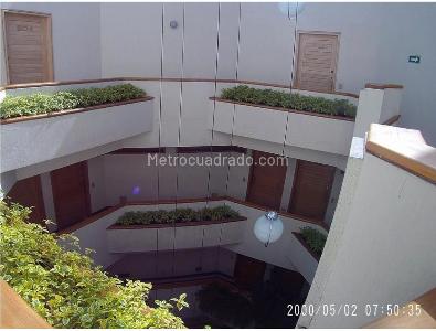 Apartamento de 3 alcobas en venta en Santa Barbara, Bogotá, 168 m² · foto 7 de 18
