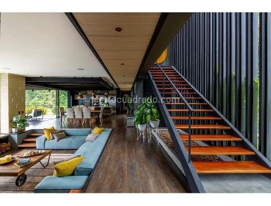 Casa de 5 alcobas en venta en Las Palmas, Medellín, 830 m² · foto 11 de 17