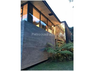 Casa de 5 alcobas en venta en Las Palmas, Medellín, 830 m² · foto 4 de 17