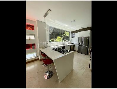 Casa de 4 alcobas en venta en Las Palmas, Envigado, 450 m² · foto 11 de 20