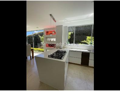 Casa de 4 alcobas en venta en Las Palmas, Envigado, 450 m² · foto 8 de 20