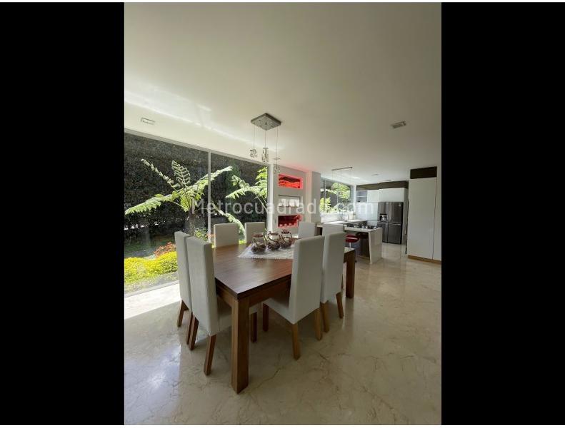 Casa – Envigado, El Peñasco - Más